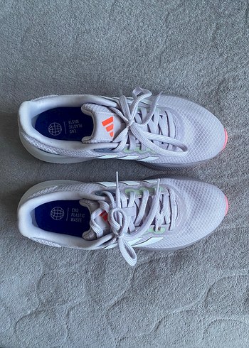 39 Beden Gri Adidas Spor Ayakkabı