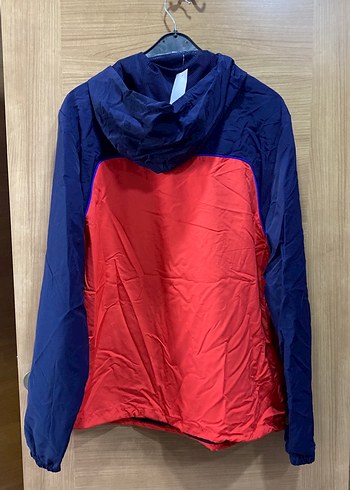Reebok Kapüşonlu Kırmızı-Lacivert Yağmurluk - Görsel 2