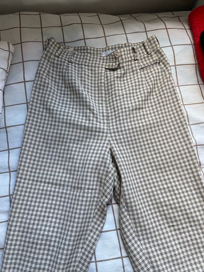 Düğmeli Bej Kadın Kumaş Pantolon - Görsel 3