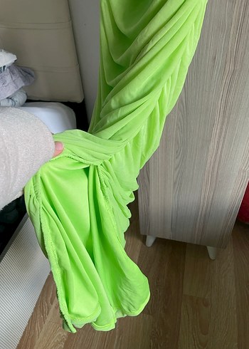 Drapeli Yeşil Uzun Kadın Elbise - Görsel 2