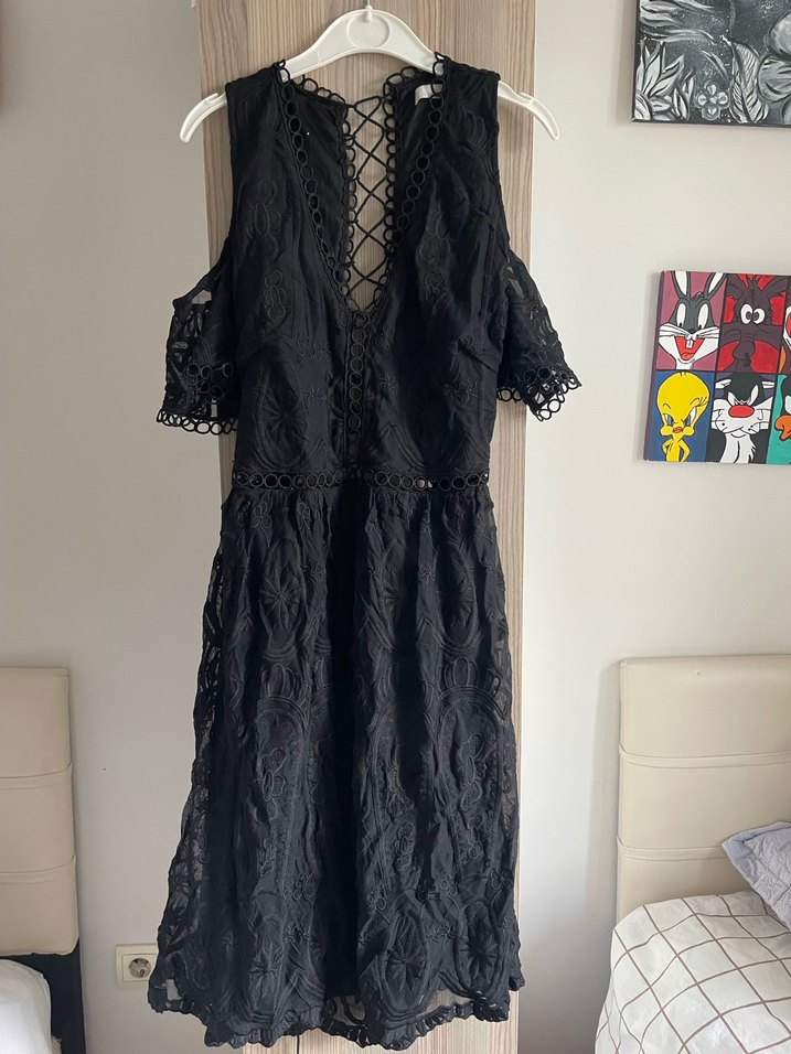 Dantel İşlemeli Siyah Midi V-Yaka Elbise - Görsel 2