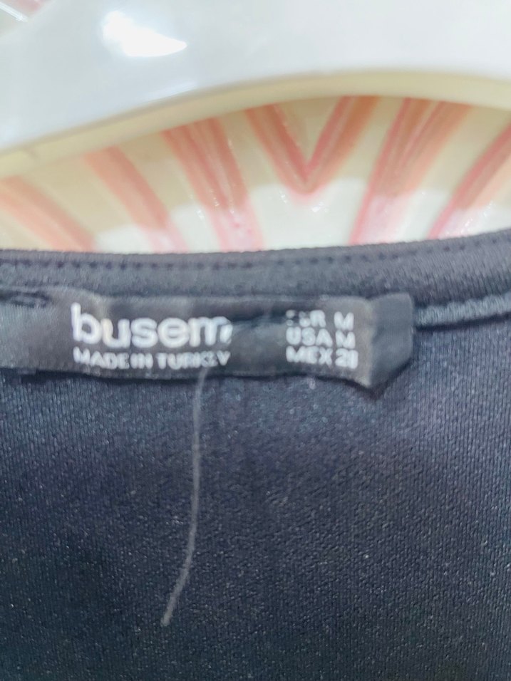 Siyah V Yaka Transparan Kollu Mini Bluz - Görsel 3