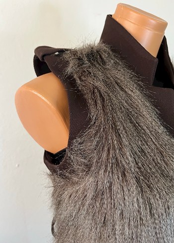 Kahverengi Kürklü Kadın Yelek - Görsel 3