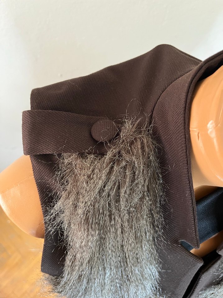 Kahverengi Kürklü Kadın Yelek - Görsel 4