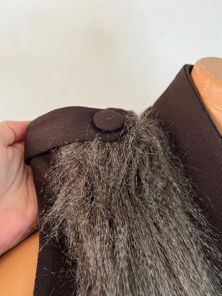 Kahverengi Kürklü Kadın Yelek - Görsel 5