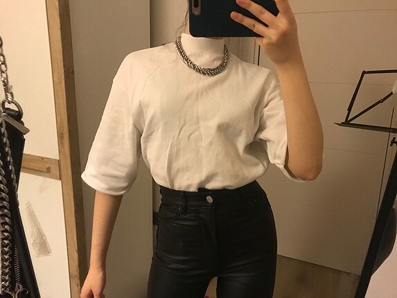 Bershka beyaz tshirt