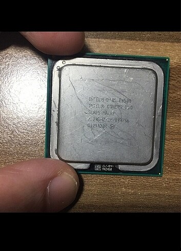 775 pin işlemci