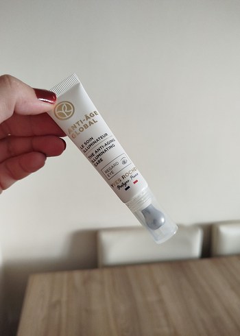 Yves Rocher Anti-Aging Aydınlatıcı Serum 15 ml - Görsel 3