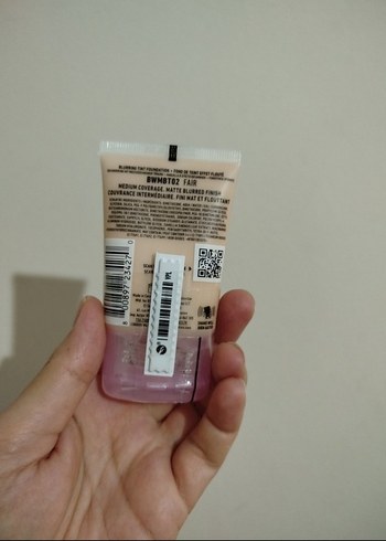 NYX Bare With Me Blur Fondöten 02 Fair - Görsel 2