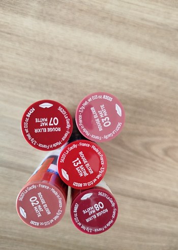 Yves Rocher Renkli Çoklu Ruj Seti