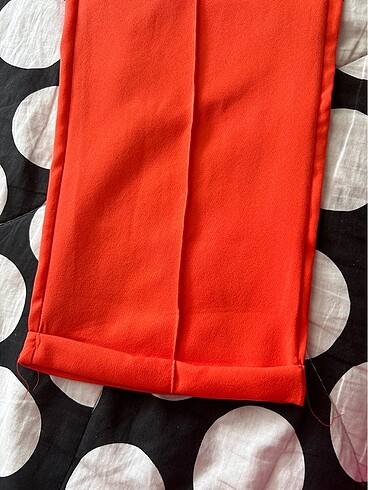 Turuncu bilekte pantolon - Görsel 6