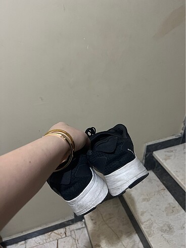 38 Beden Adidas siyah orjinal ayakkabı