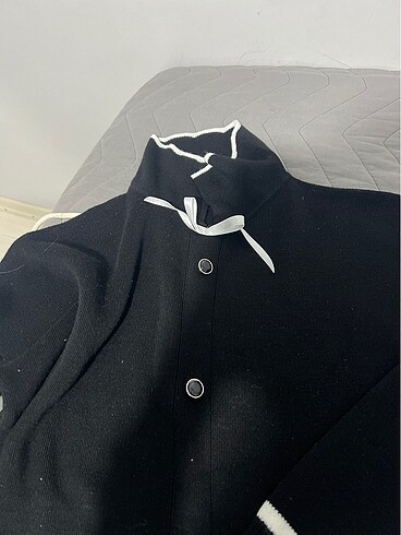 xl Beden Siyah kazak