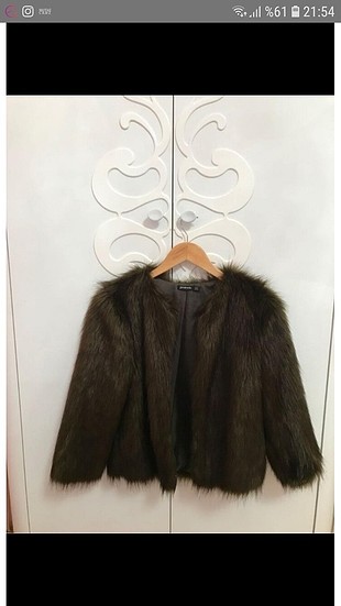 Stradivarius Peluş Kürk