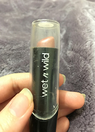 diğer Beden ten rengi Renk wet n wild ruj