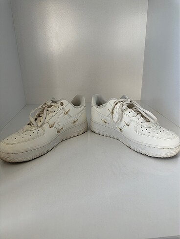 38,5 Beden Nike Airforce 1?07 LX