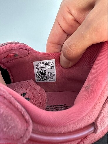39,5 Beden Adidas Ozweego Ayakkabi
