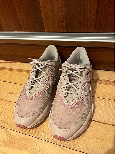 40 Beden Adidas Ozweego kadın spor ayakkabı