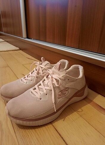 39 Beden Skechers Kadın Spor Ayakkabı
