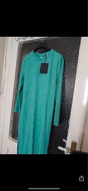 Twist cam göbeği elbise
