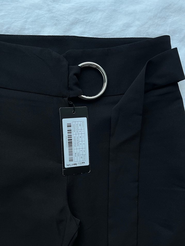 Siyah Kemerli Kadın Kumaş Pantolon - Görsel 2