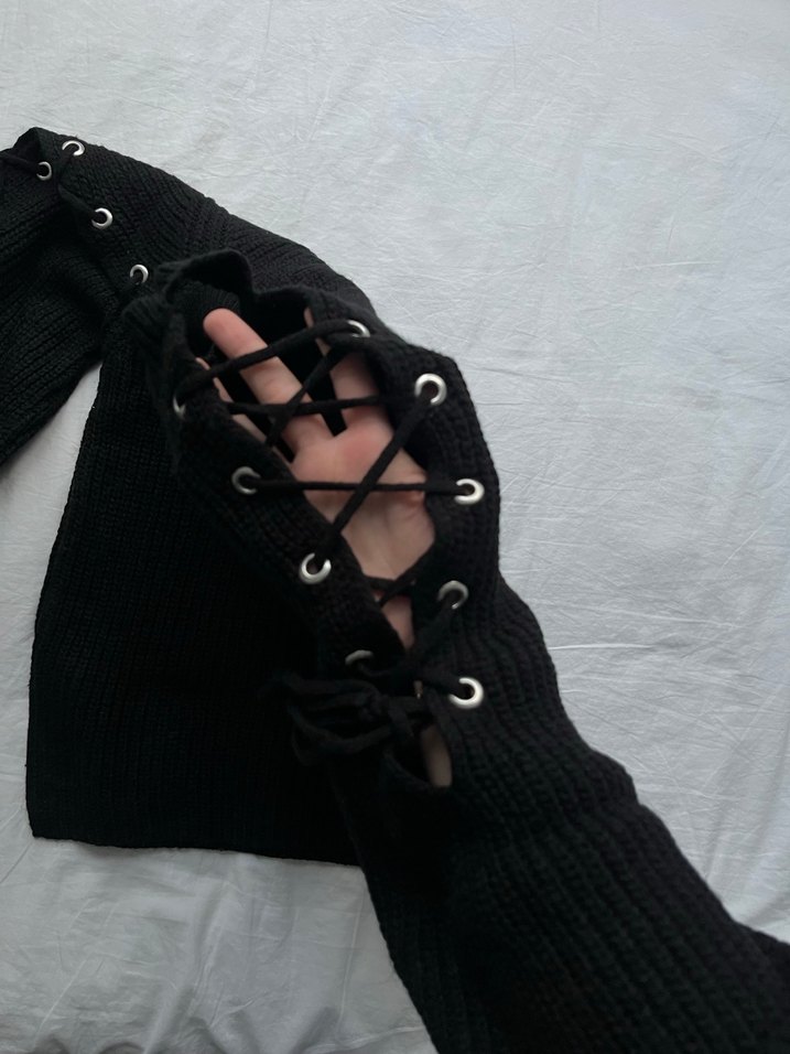 Siyah Kadın Triko Kazak - Görsel 3