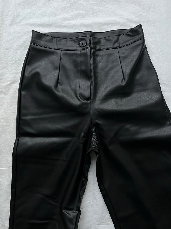 Siyah Deri Kadın Pantolon - Görsel 2