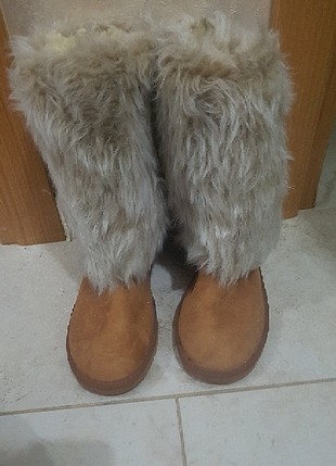 ugg bayan bot