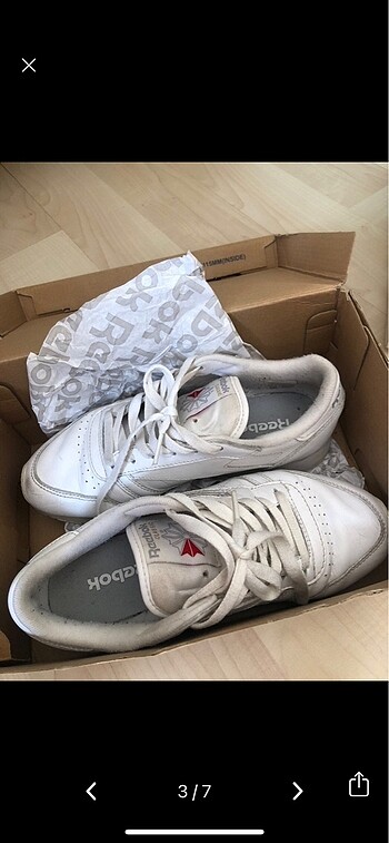 37 Beden beyaz Renk Reebok spor ayakkabı
