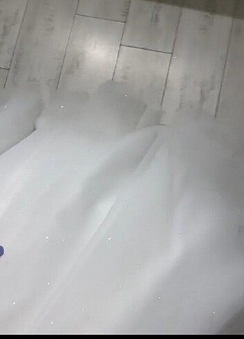 Diğer Çok güzel şık bir gelinlik ayrı olarak ben tak çıkar kolda yaptı