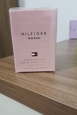 Tommy hilfiger woman parfum 30 ml - thestickercorner.nl