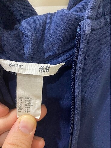 5 Yaş Beden Hm kapşonlu
