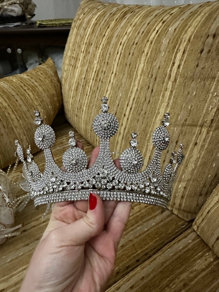 Beyaz Parlak Taşlı Gelin Tacı - Görsel 4