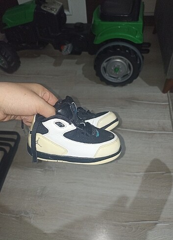 23 Beden çeşitli Renk Nike jordan 23.5 numara