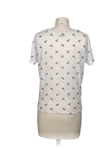 l Beden Diğer T-shirt %70 İndirimli.