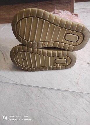 LC Waikiki Pembe bot
