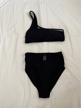 Bikini alt ve üst