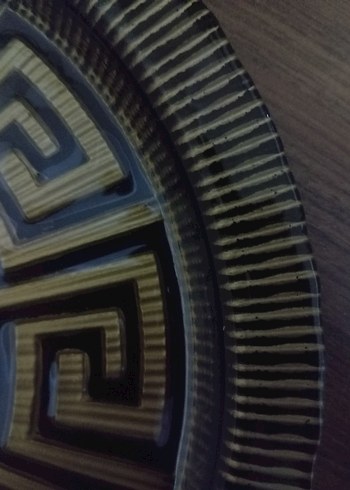 Desenli Altın Renkli Tabak - Görsel 2