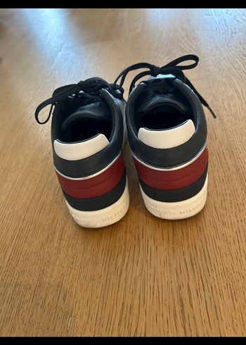 Tommy Lacivert Kadın Sneaker - Görsel 2