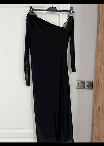 Uzun Siyah Drapeli Tül Elbise - Görsel 4