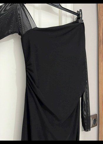 Uzun Siyah Drapeli Tül Elbise - Görsel 3