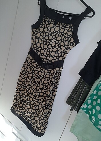 Puantiyeli şık elbise - Görsel 4