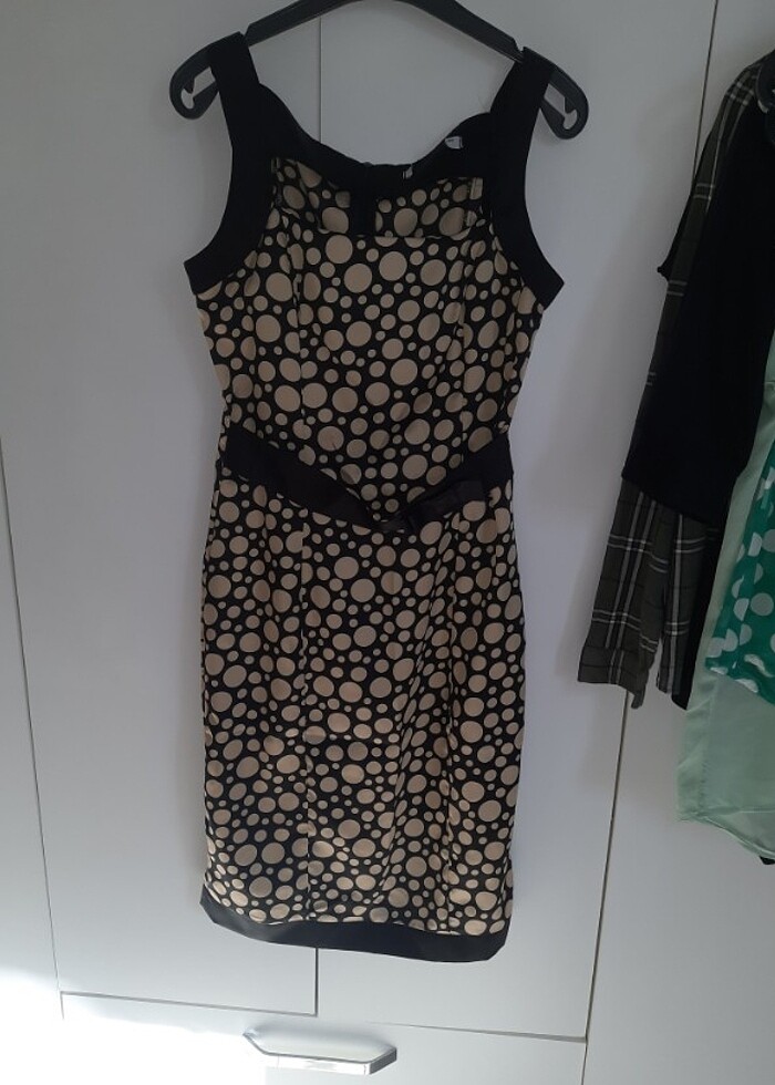 Puantiyeli şık elbise - Görsel 2