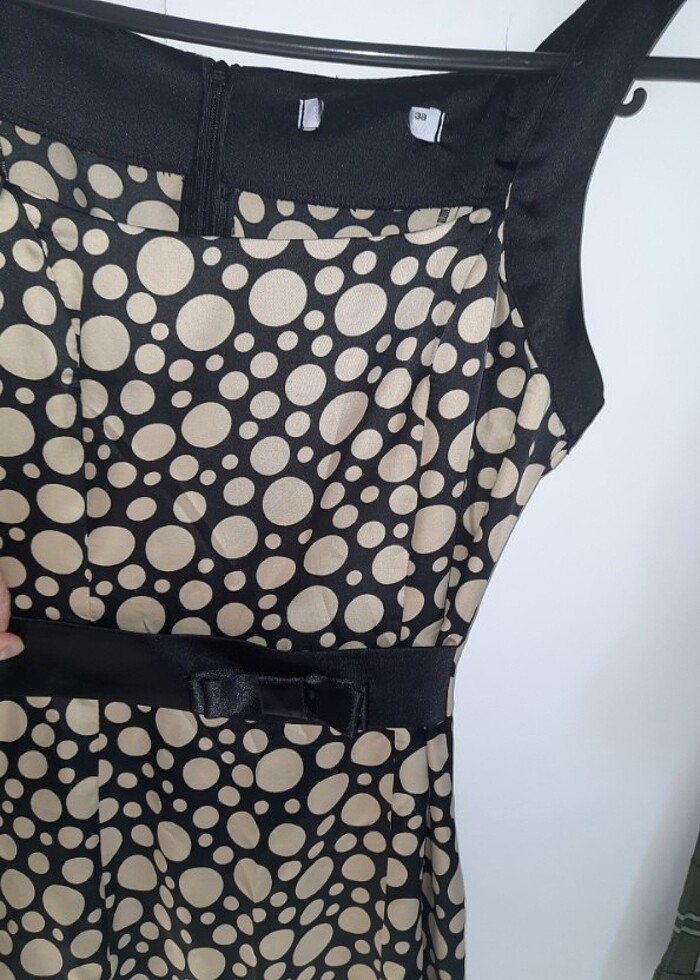 Puantiyeli şık elbise - Görsel 5