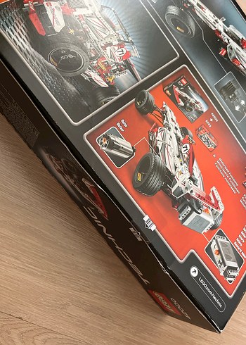 LEGO Technic Yarış Arabası Seti 42000 - Görsel 2