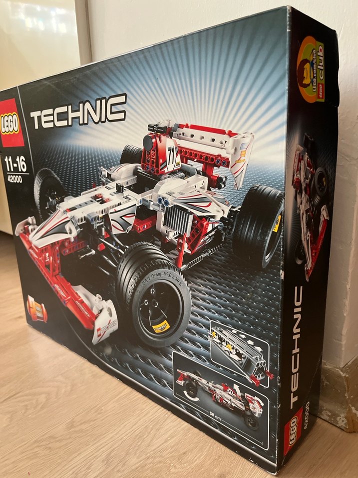 LEGO Technic Yarış Arabası Seti 42000 - Görsel 5