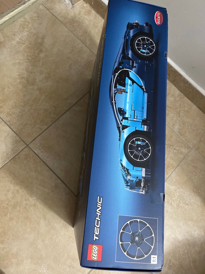 LEGO Technic Bugatti Chiron Modeli Mavi Renk - Görsel 5