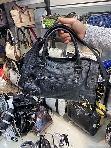 Balenciaga çanta
