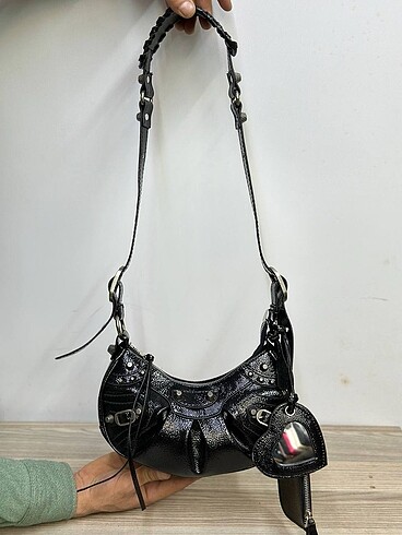 Balenciaga la cagole