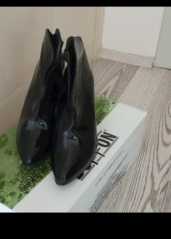 Fermuarlı Siyah Rugan Stiletto Bot - Görsel 7